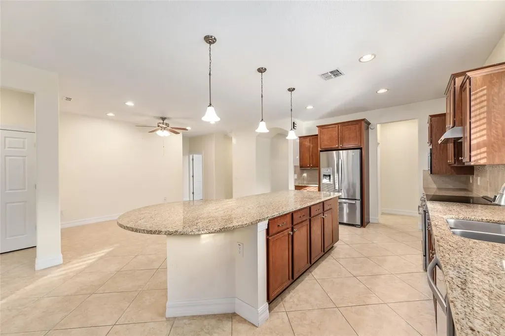 9221 SW 70th Loop Ocala FL 34481