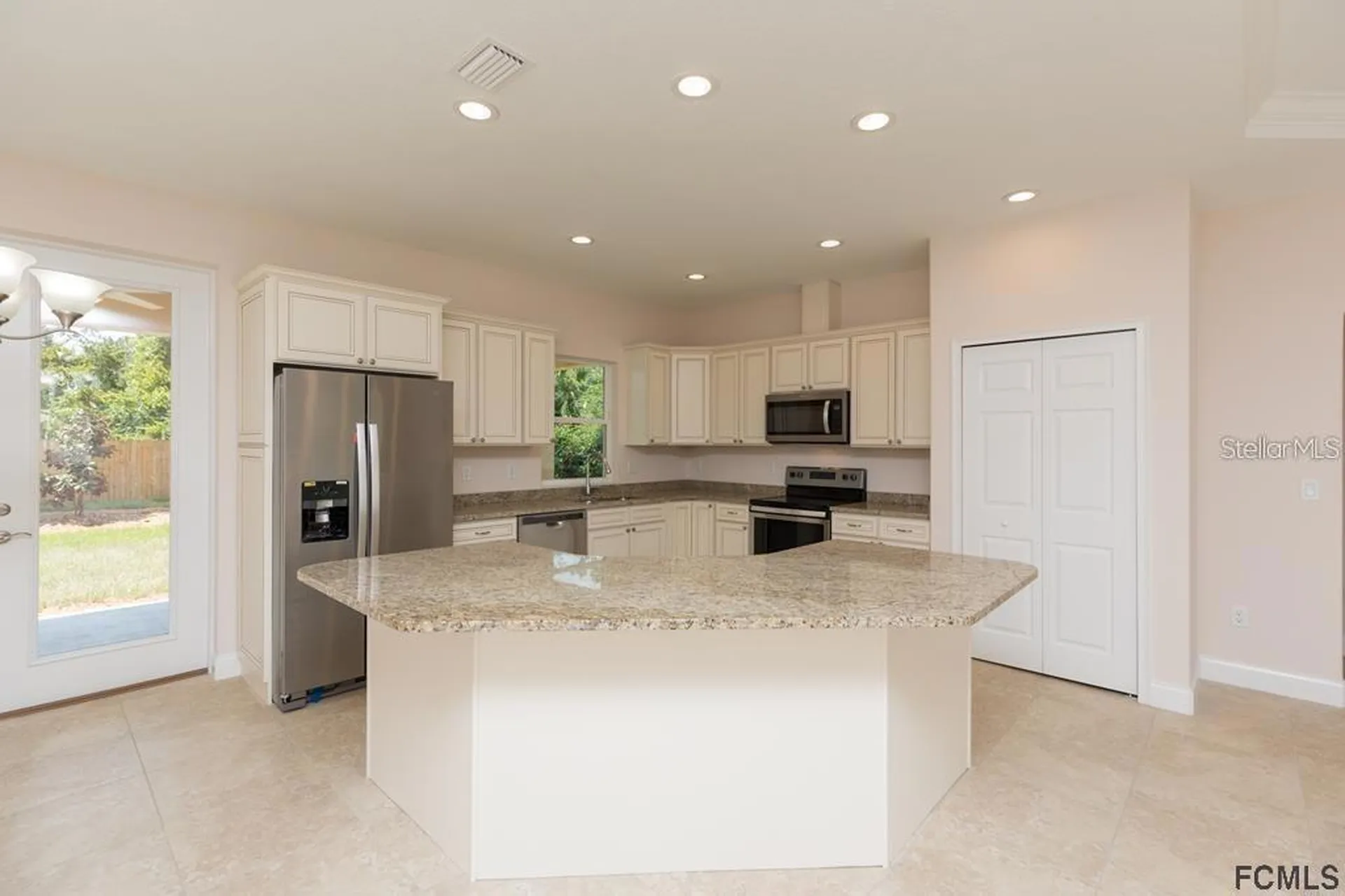 26 Pitt Lane Palm Coast FL 32164