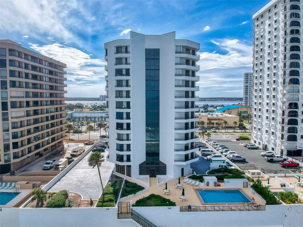 3013 S Atlantic Avenue Daytona Beach FL 32118
