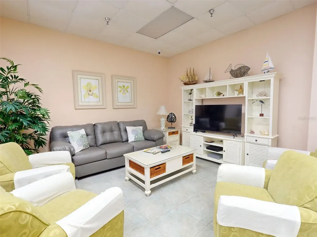 3013 S Atlantic Avenue Daytona Beach FL 32118