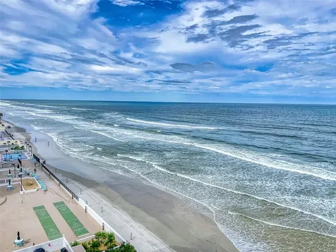 3013 S Atlantic Avenue Daytona Beach FL 32118