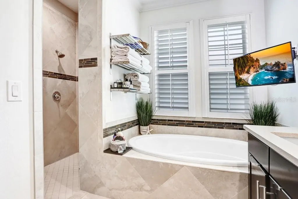 5307 Granite Ridge Drive Lithia FL 33547