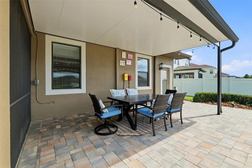 19419 Paddock View Drive Tampa FL 33647