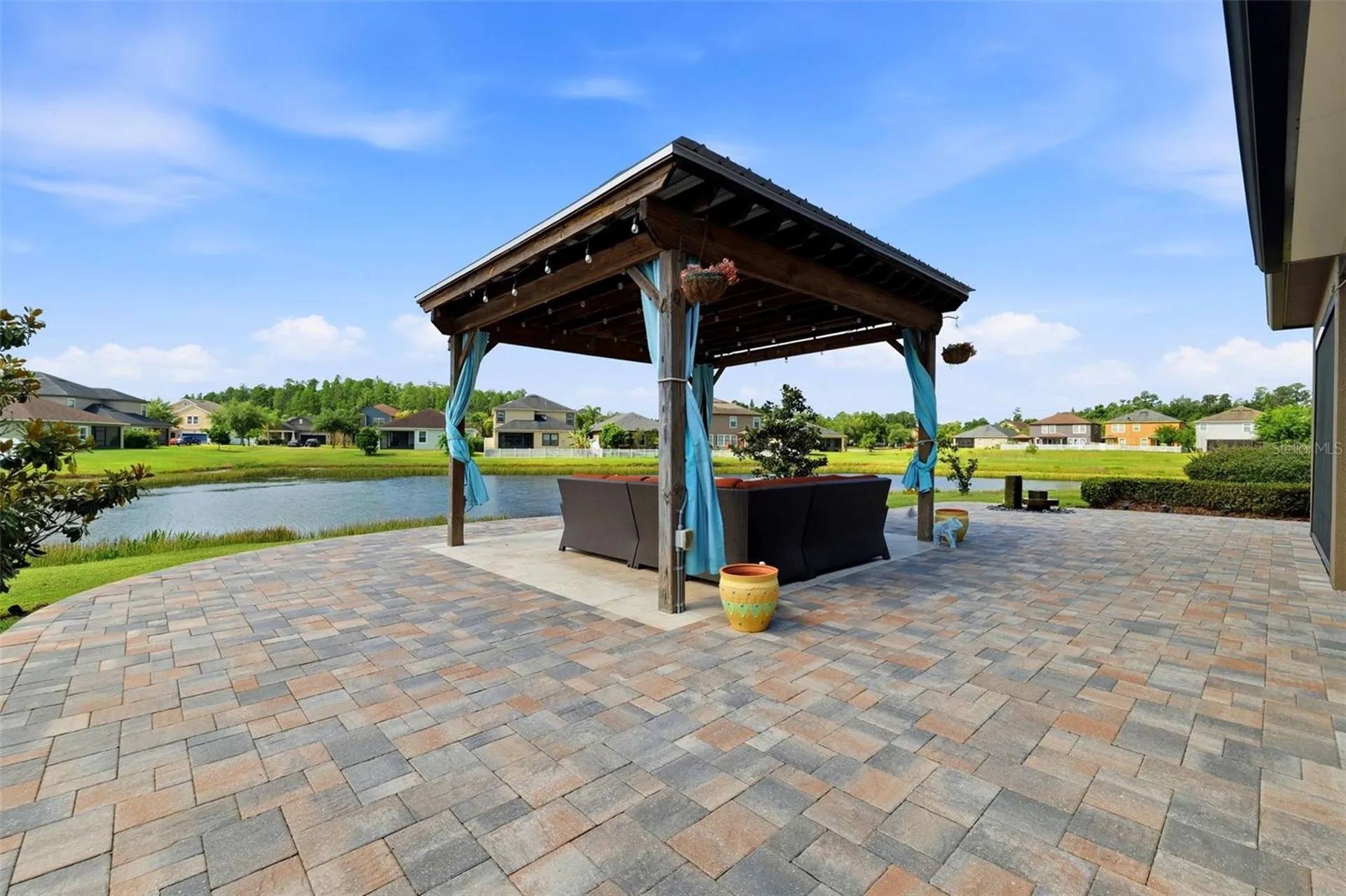 19419 Paddock View Drive Tampa FL 33647