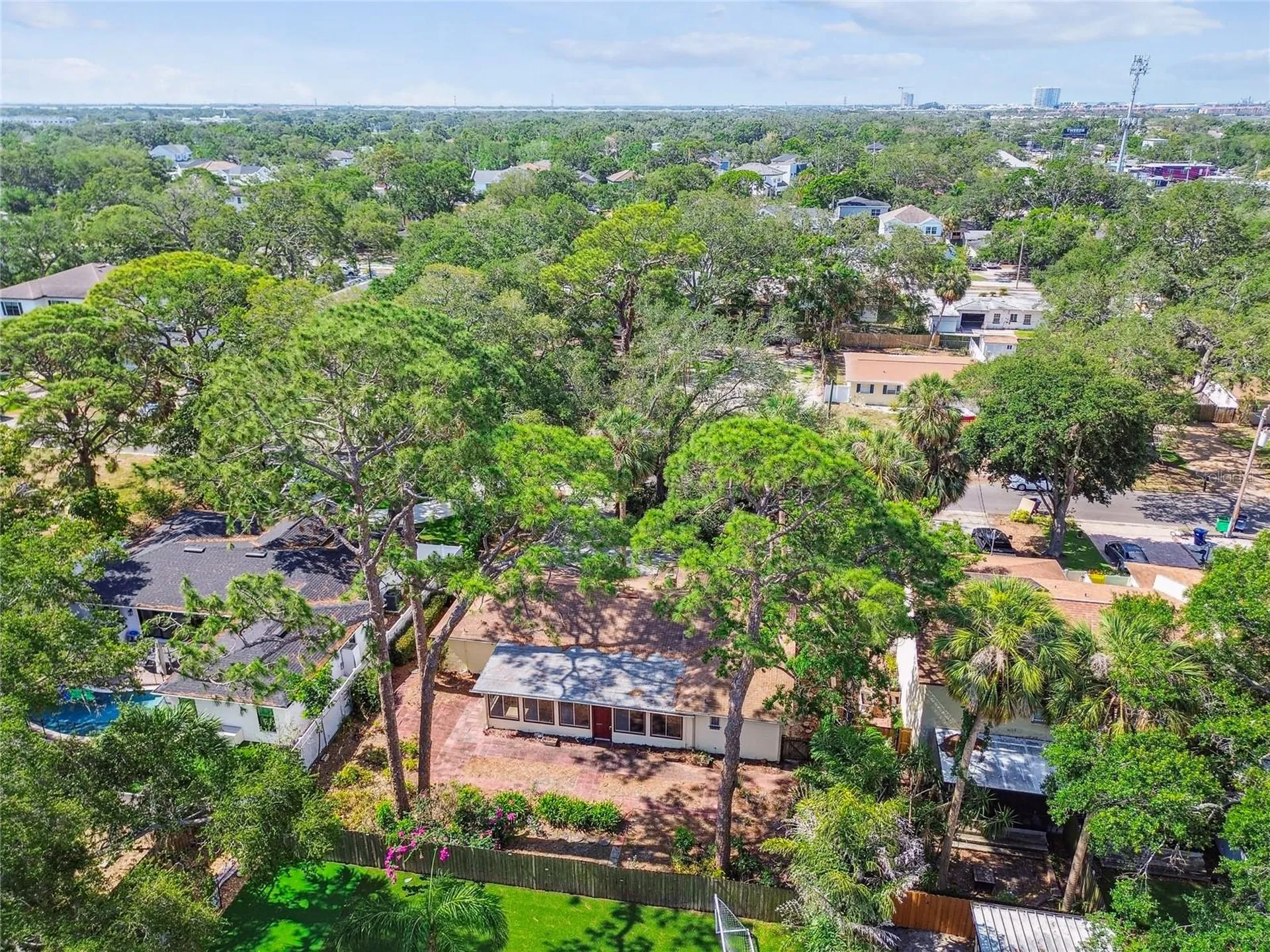 4711 W Vasconia Street Tampa FL 33629