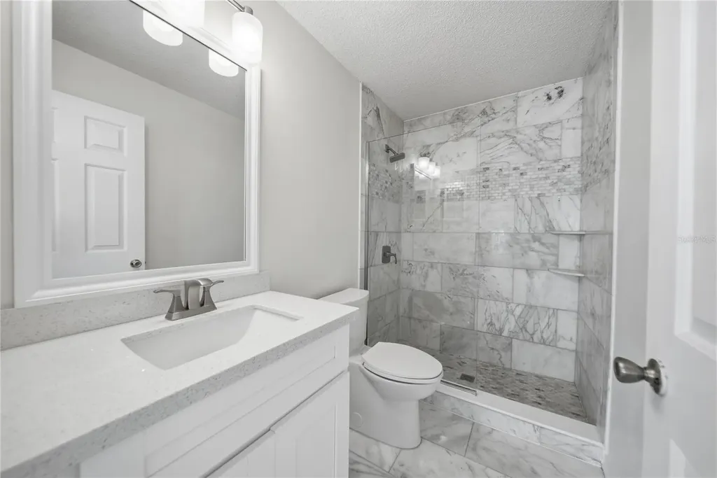 18117 Paradise Point Drive Tampa FL 33647