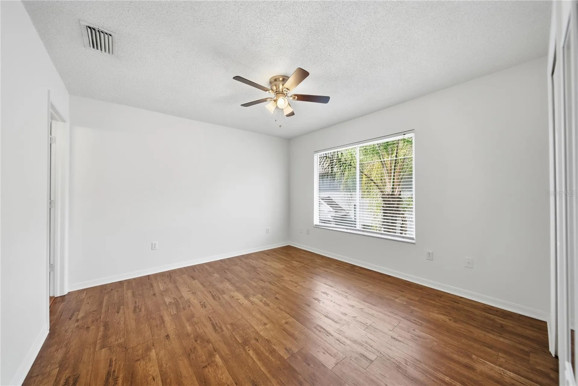 18117 Paradise Point Drive Tampa FL 33647
