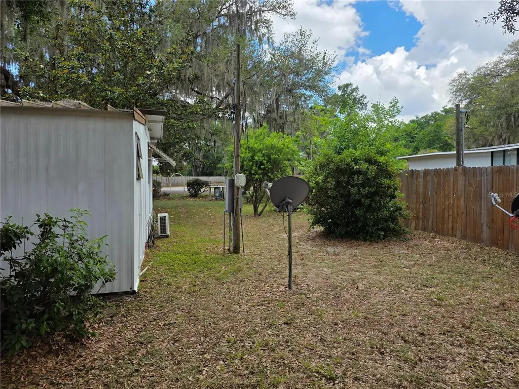 16995 SE 101st Court Road Summerfield FL 34491