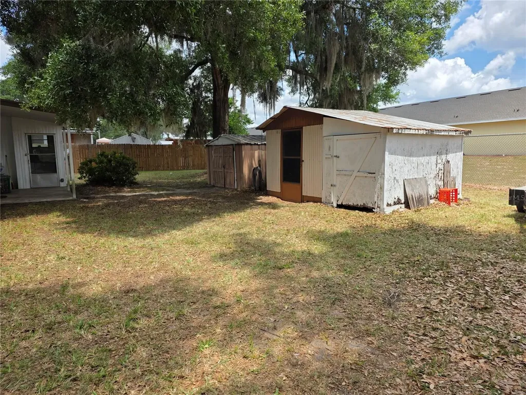 16995 SE 101st Court Road Summerfield FL 34491