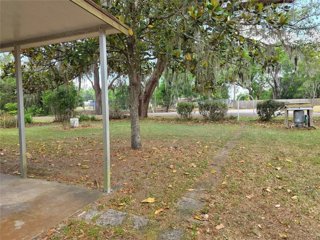 16995 SE 101st Court Road Summerfield FL 34491