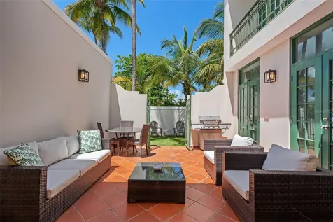 57 Calle Arrecife Dorado PR 00646