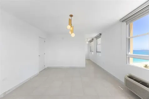 6 Carrion Court Street San Juan PR 00911