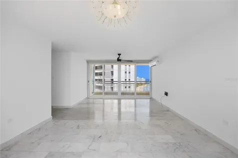 6 Carrion Court Street San Juan PR 00911