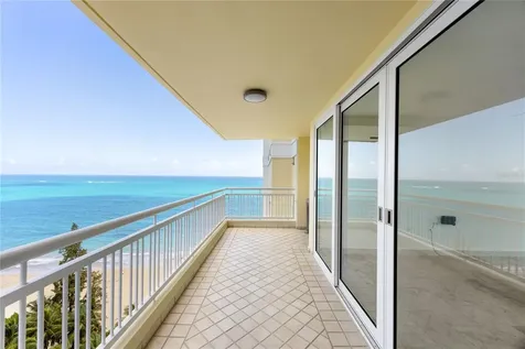 6 Carrion Court Street San Juan PR 00911