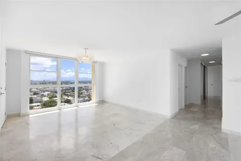 6 Carrion Court Street San Juan PR 00911