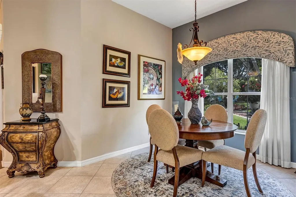 3251 Kingston Way Tavares FL 32778
