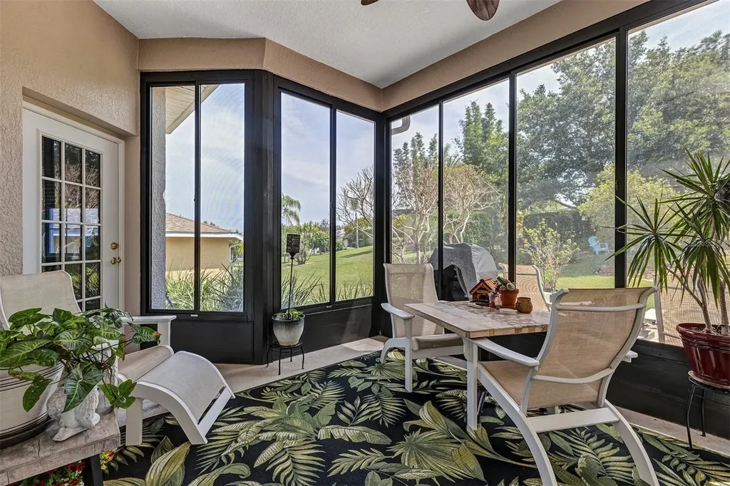3251 Kingston Way Tavares FL 32778