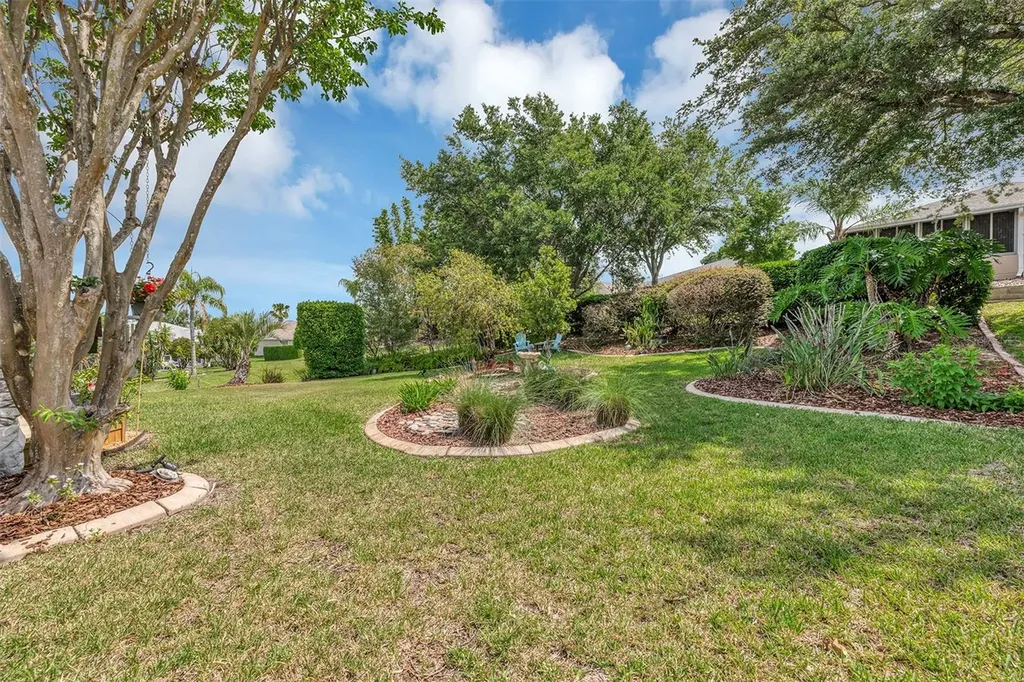 3251 Kingston Way Tavares FL 32778