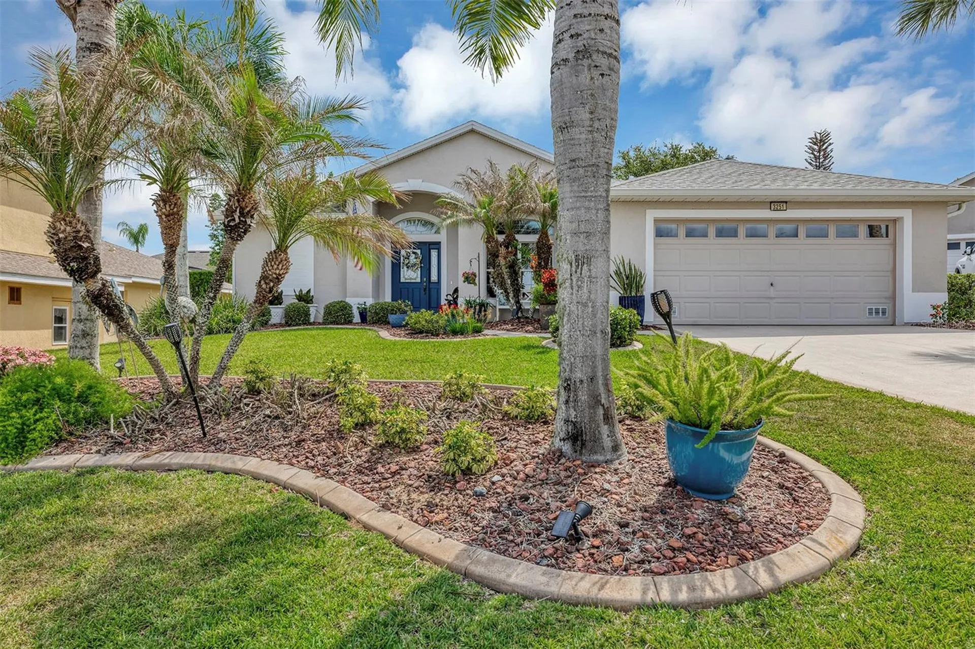 3251 Kingston Way Tavares FL 32778