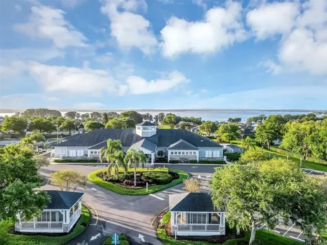 3251 Kingston Way Tavares FL 32778