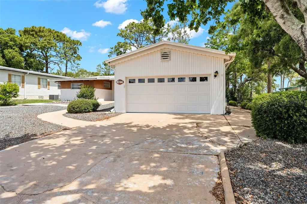 8206 Country Club Drive Brooksville FL 34613