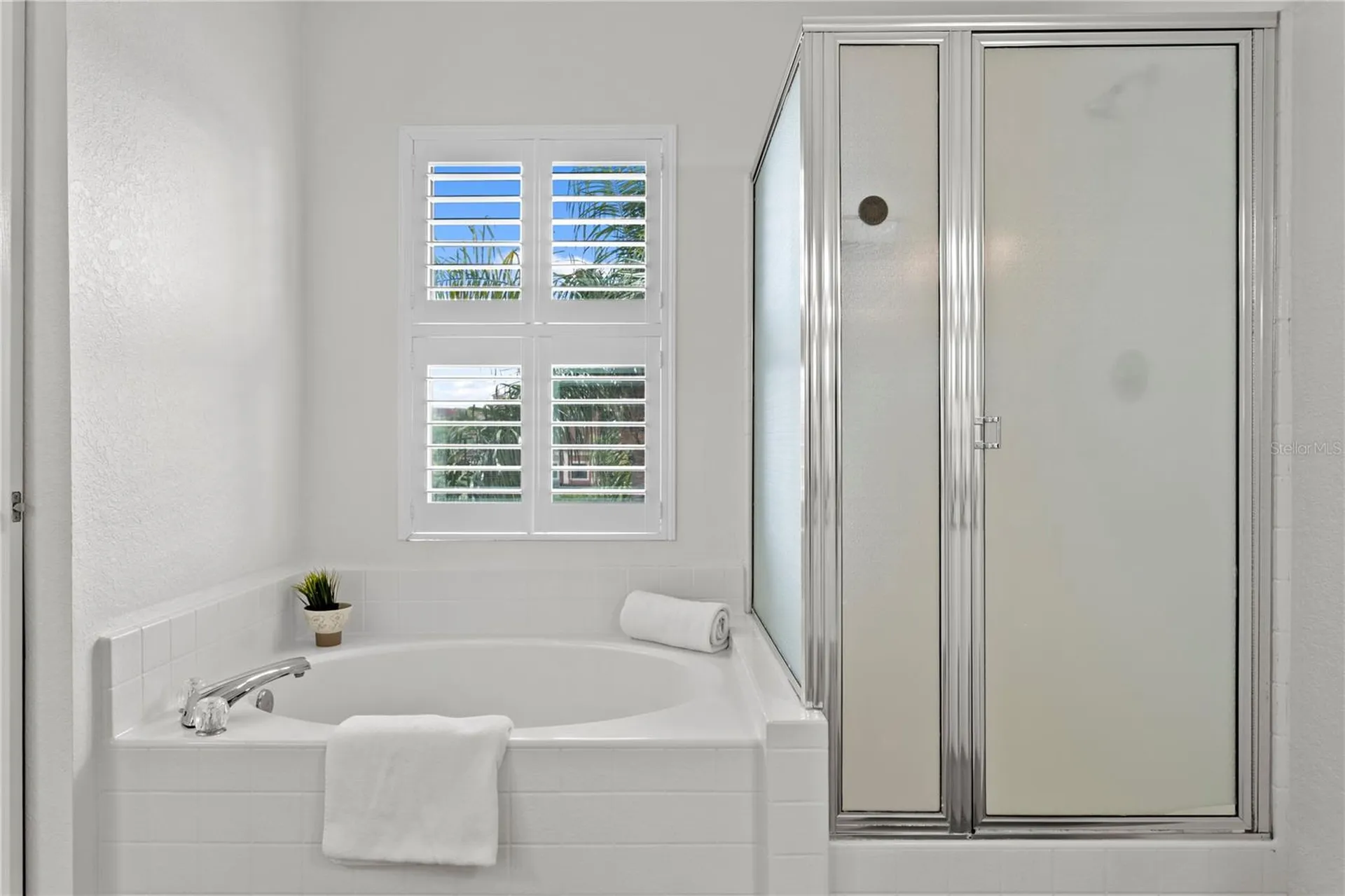 2741 Via Cipriani Clearwater FL 33764