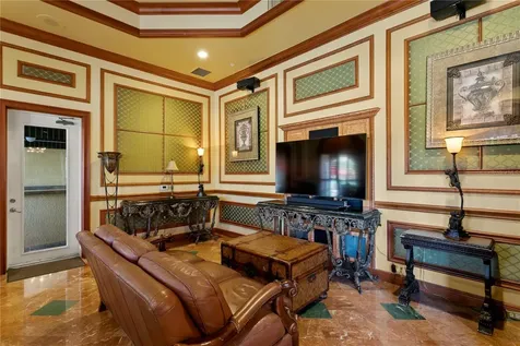 2741 Via Cipriani Clearwater FL 33764