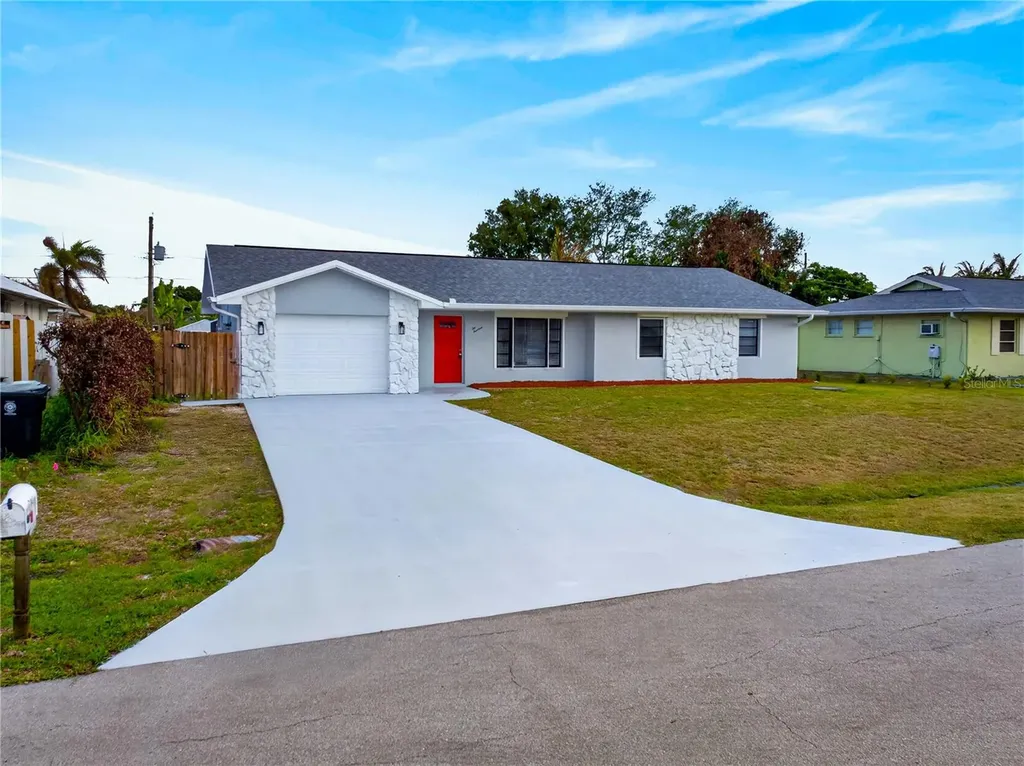 214 SE Duval Avenue Port St Lucie FL 34983