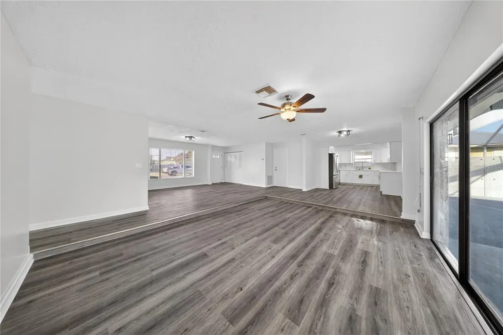 214 SE Duval Avenue Port St Lucie FL 34983