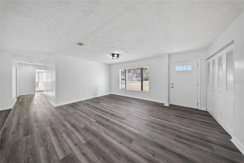 214 SE Duval Avenue Port St Lucie FL 34983