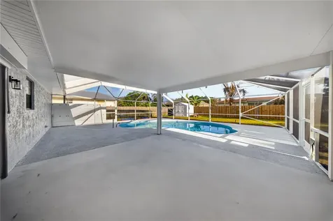 214 SE Duval Avenue Port St Lucie FL 34983