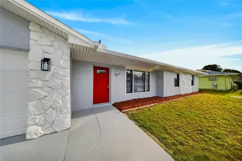 214 SE Duval Avenue Port St Lucie FL 34983