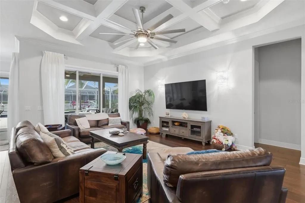 548 Regatta Way Bradenton FL 34208
