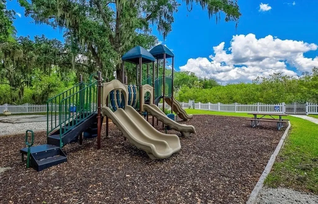 548 Regatta Way Bradenton FL 34208