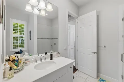 548 Regatta Way Bradenton FL 34208