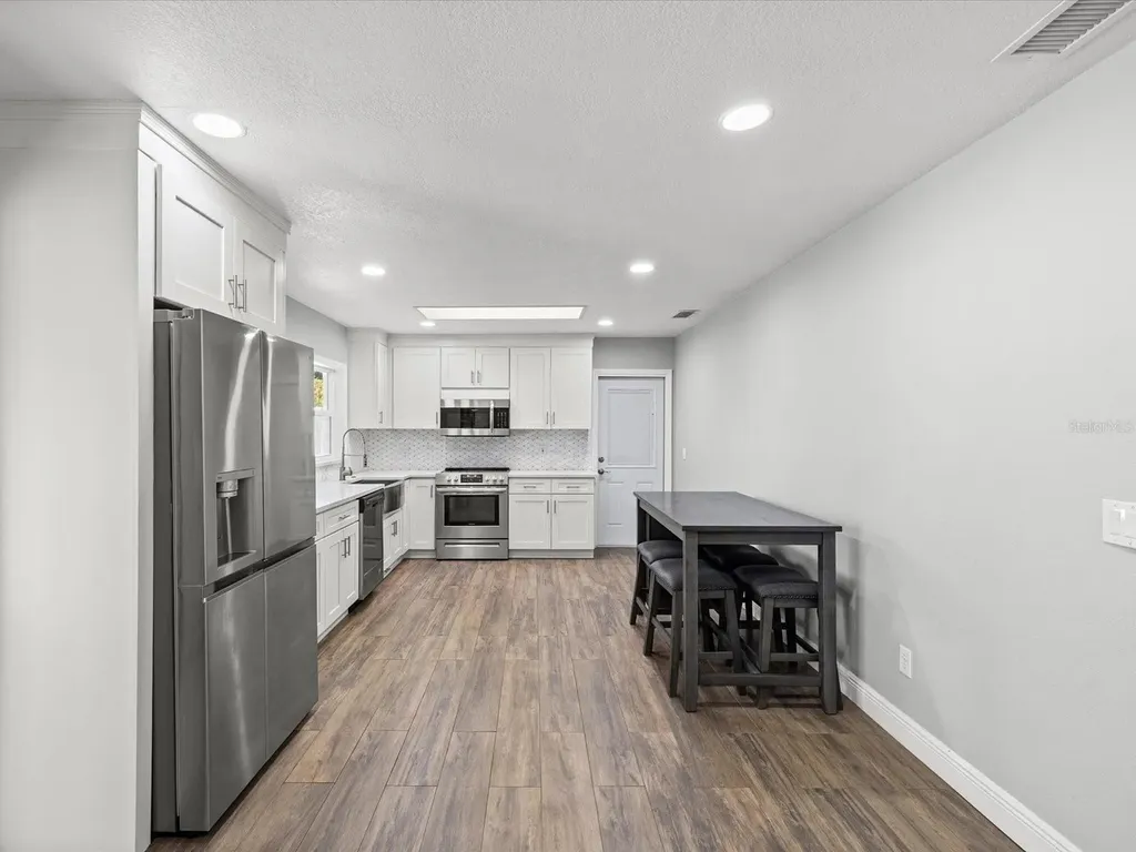7910 W Pocahontas Avenue Tampa FL 33615