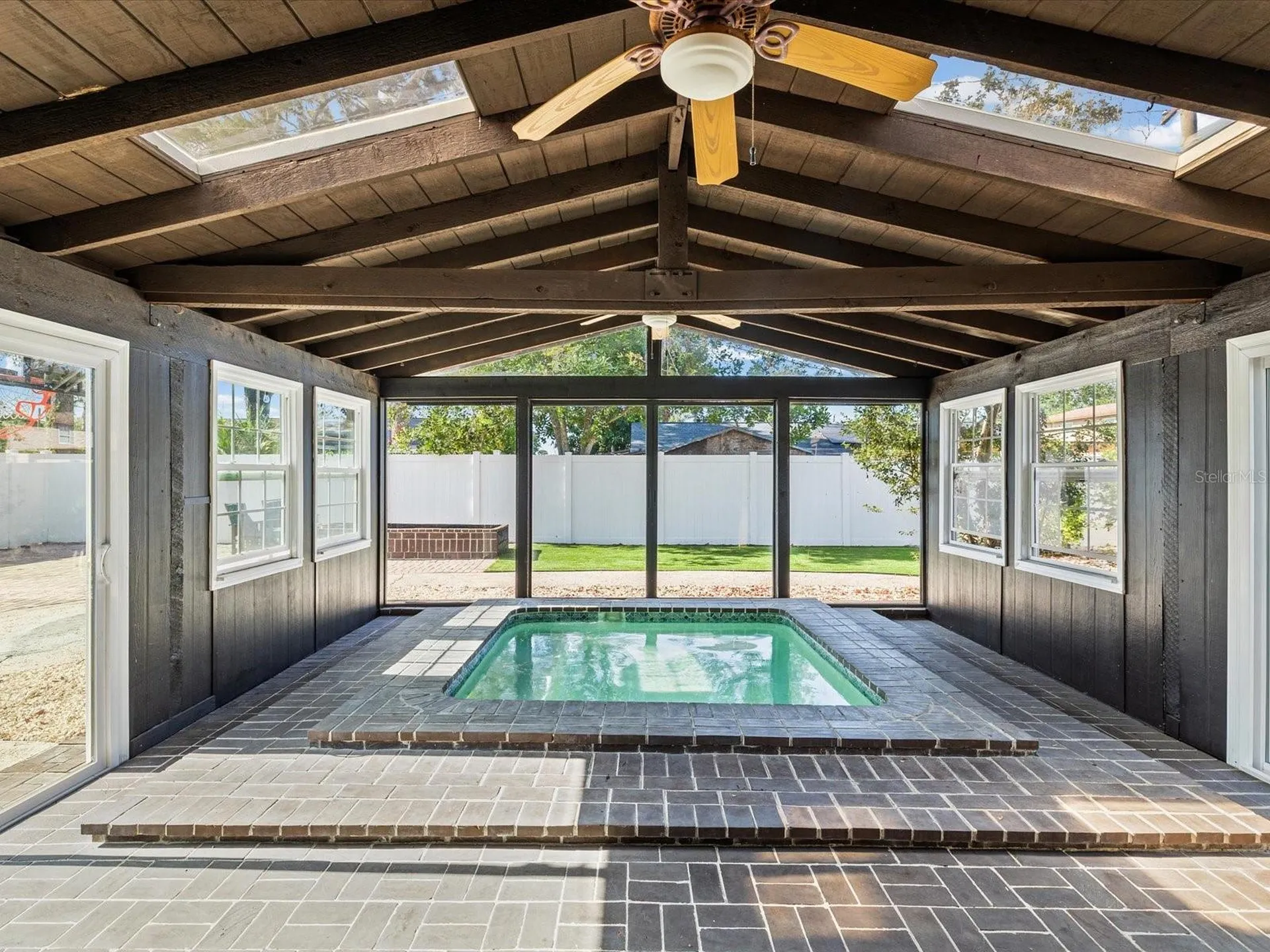 7910 W Pocahontas Avenue Tampa FL 33615