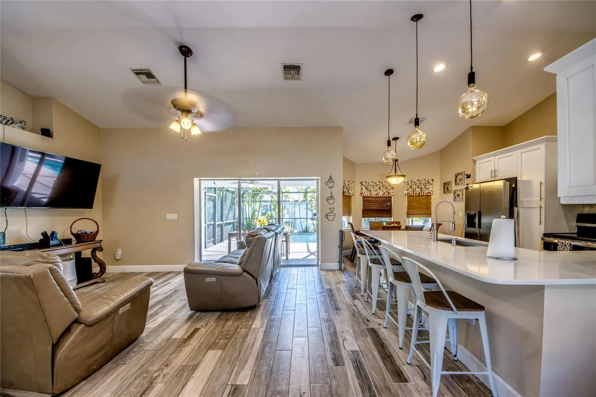 2613 SW 7th Place Cape Coral FL 33914