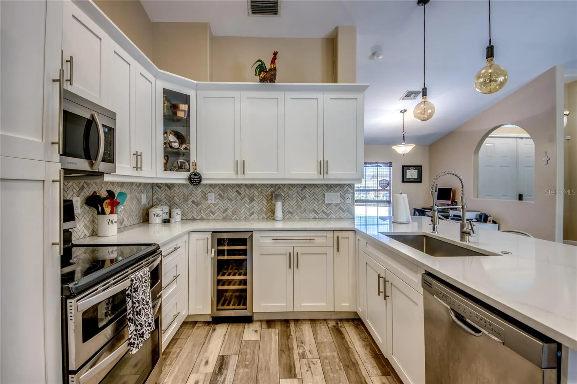 2613 SW 7th Place Cape Coral FL 33914