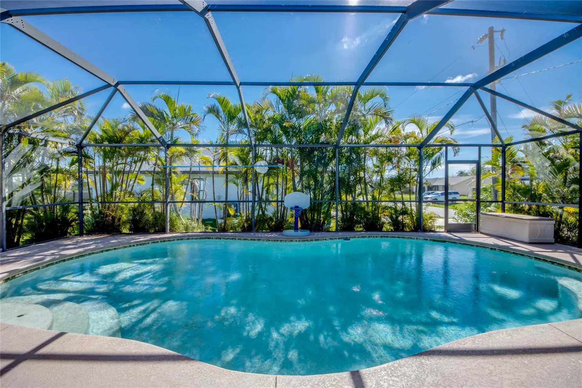 2613 SW 7th Place Cape Coral FL 33914