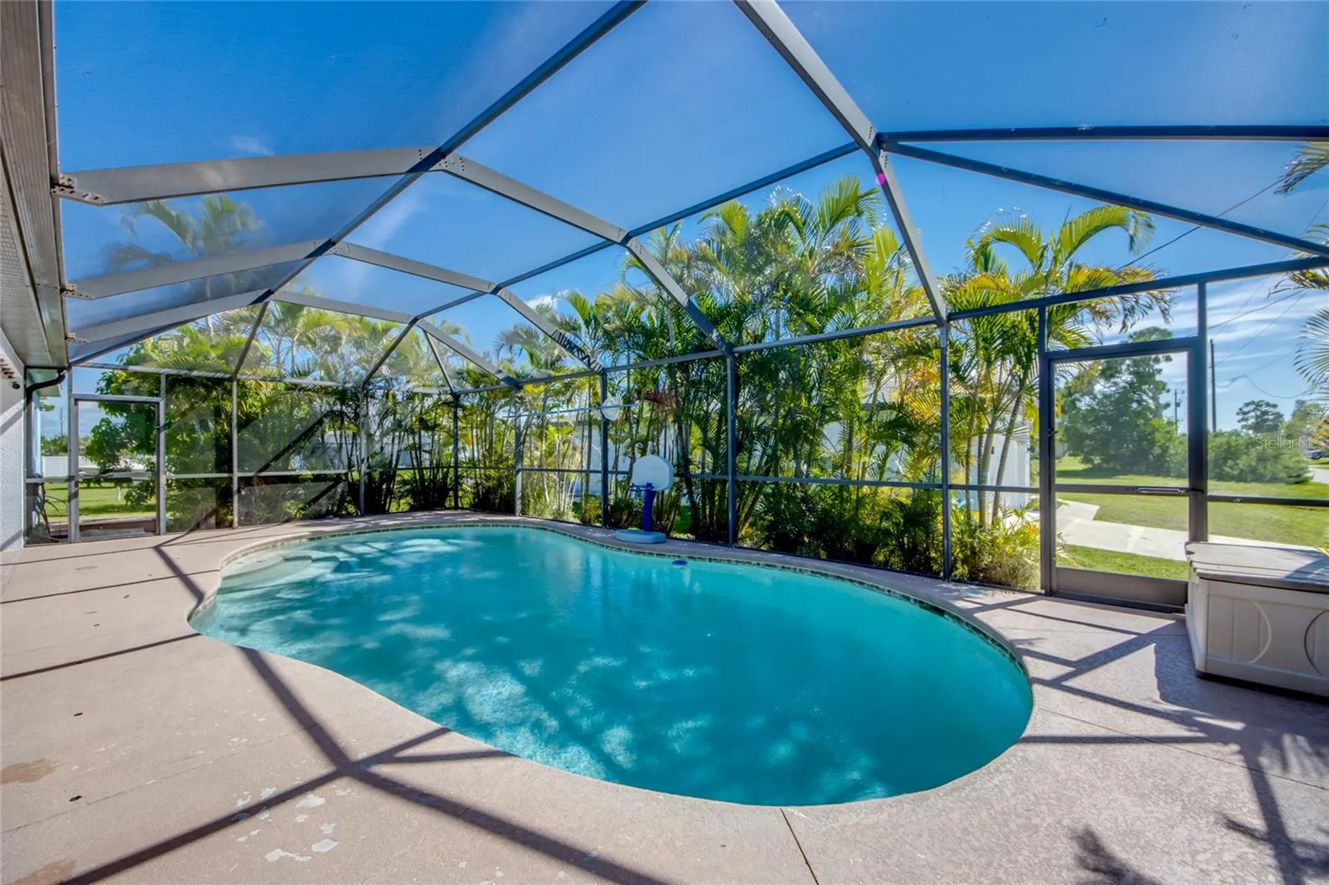 2613 SW 7th Place Cape Coral FL 33914