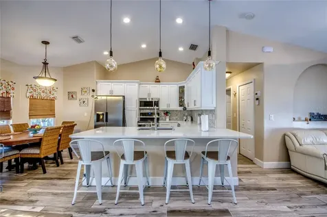 2613 SW 7th Place Cape Coral FL 33914