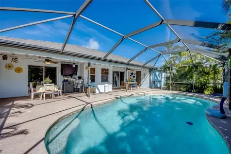 2613 SW 7th Place Cape Coral FL 33914