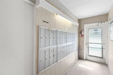 521 W Venice Avenue Venice FL 34285