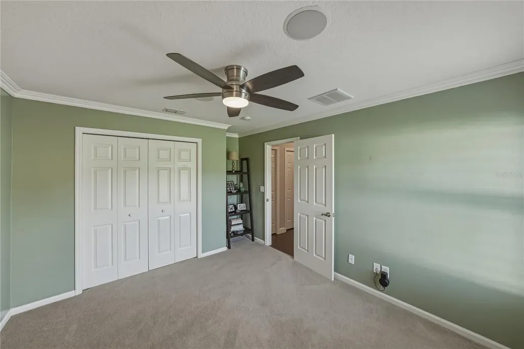 1035 Legends Pass Drive Valrico FL 33594