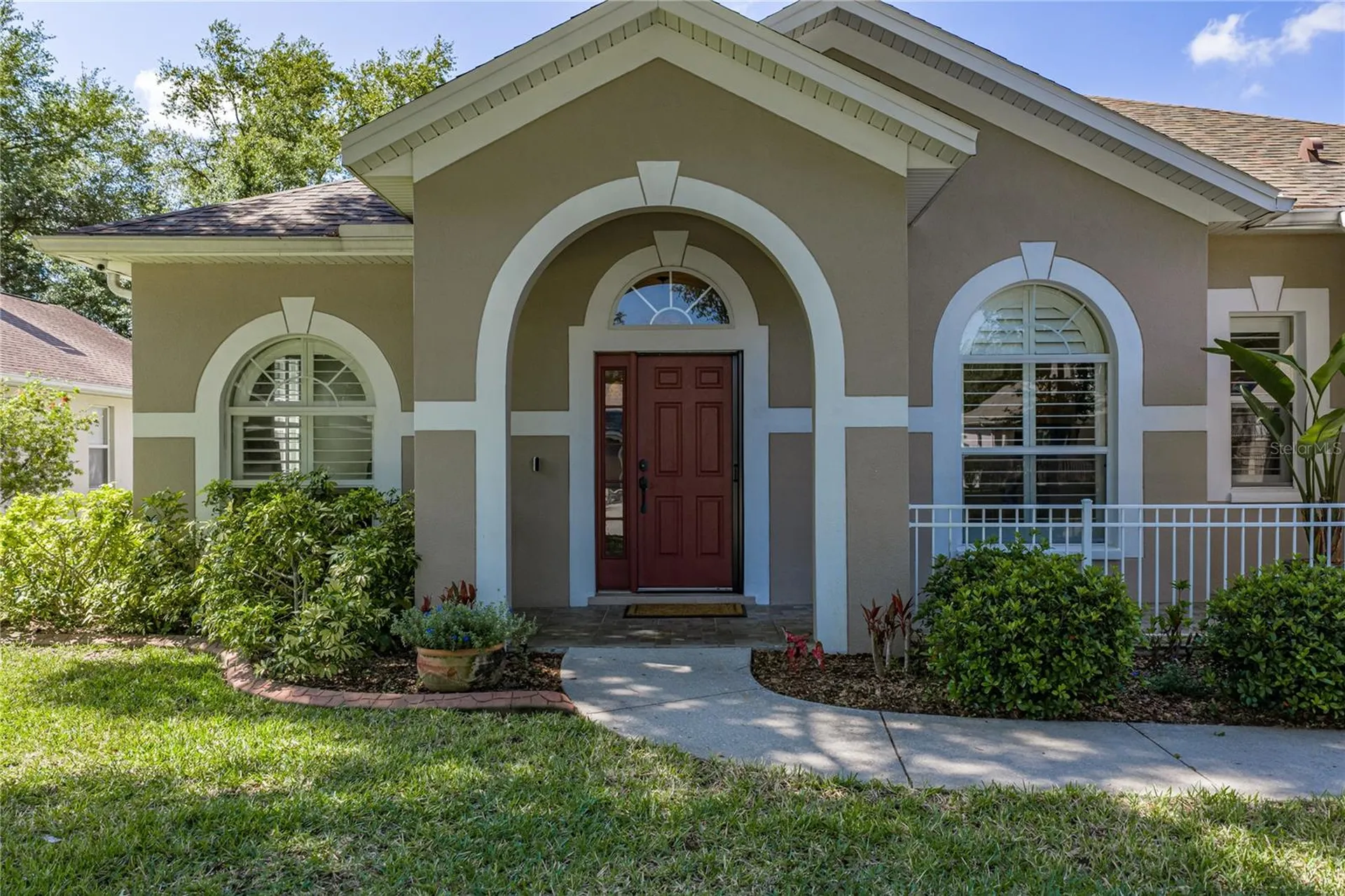 1035 Legends Pass Drive Valrico FL 33594