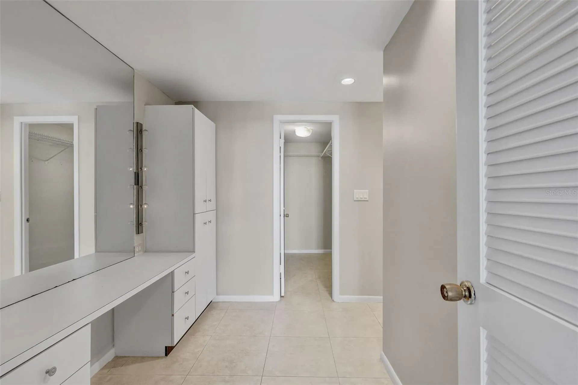 1 SE Beach Drive St Petersburg FL 33701