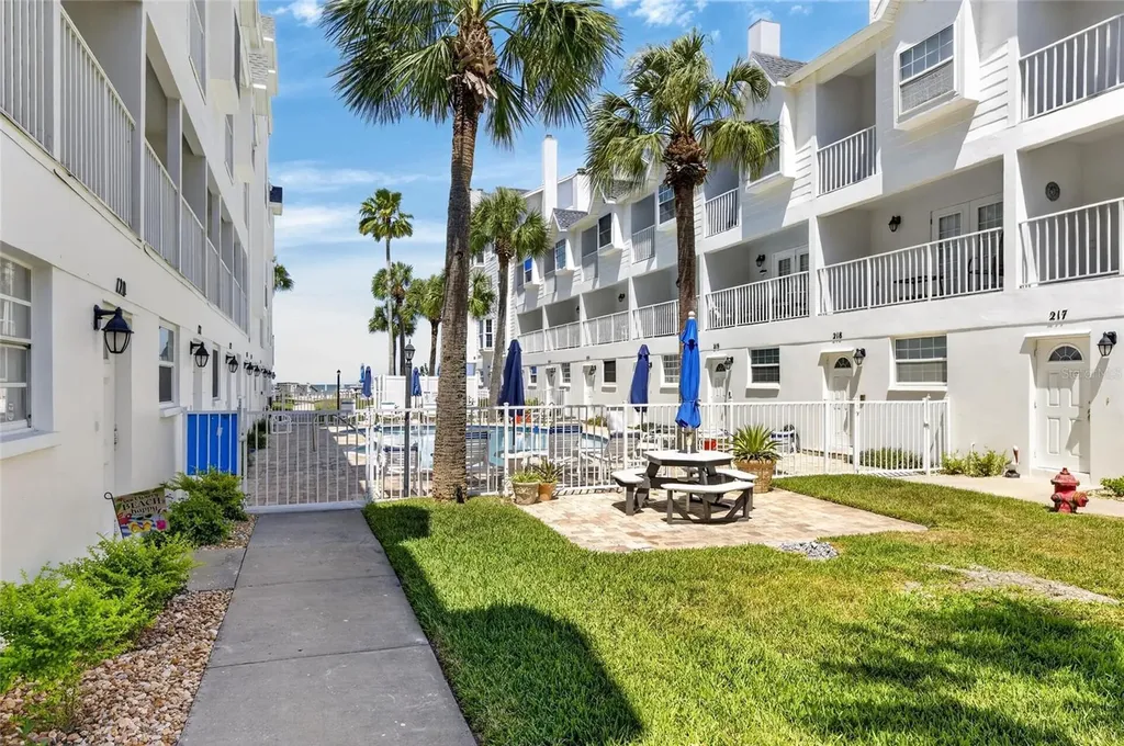 17960 Gulf Boulevard Redington Shores FL 33708