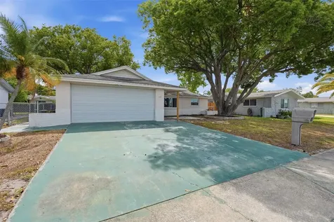 9420 Glen Moor Lane Port Richey FL 34668