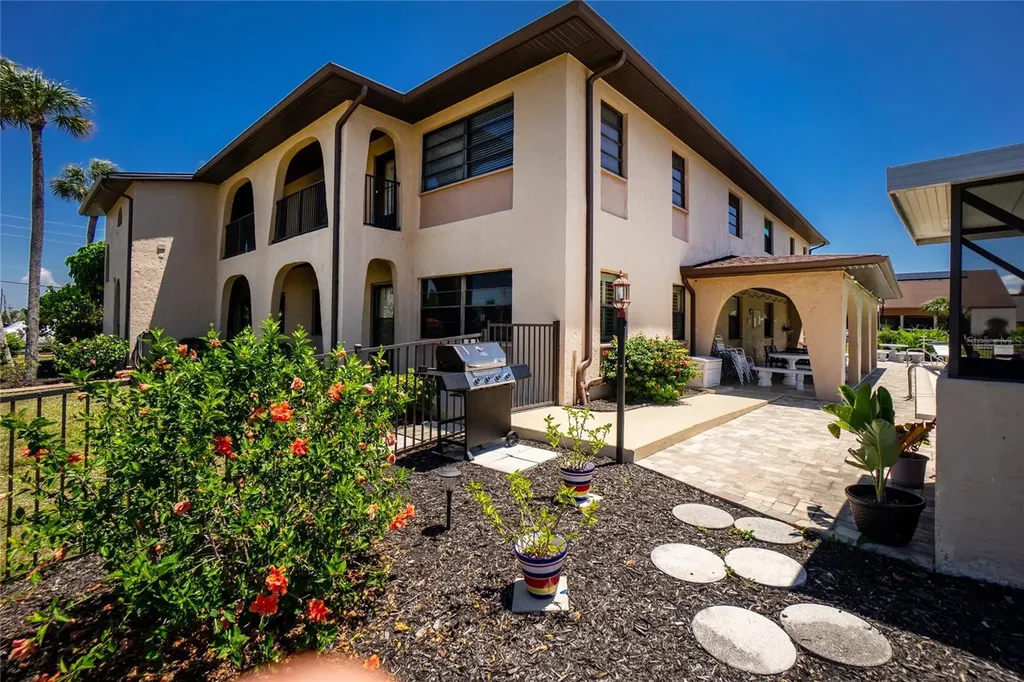 1217 Aqui Esta Drive Punta Gorda FL 33950